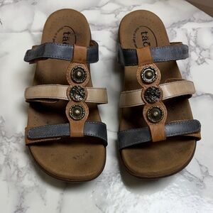 Taos leather sandals size 8